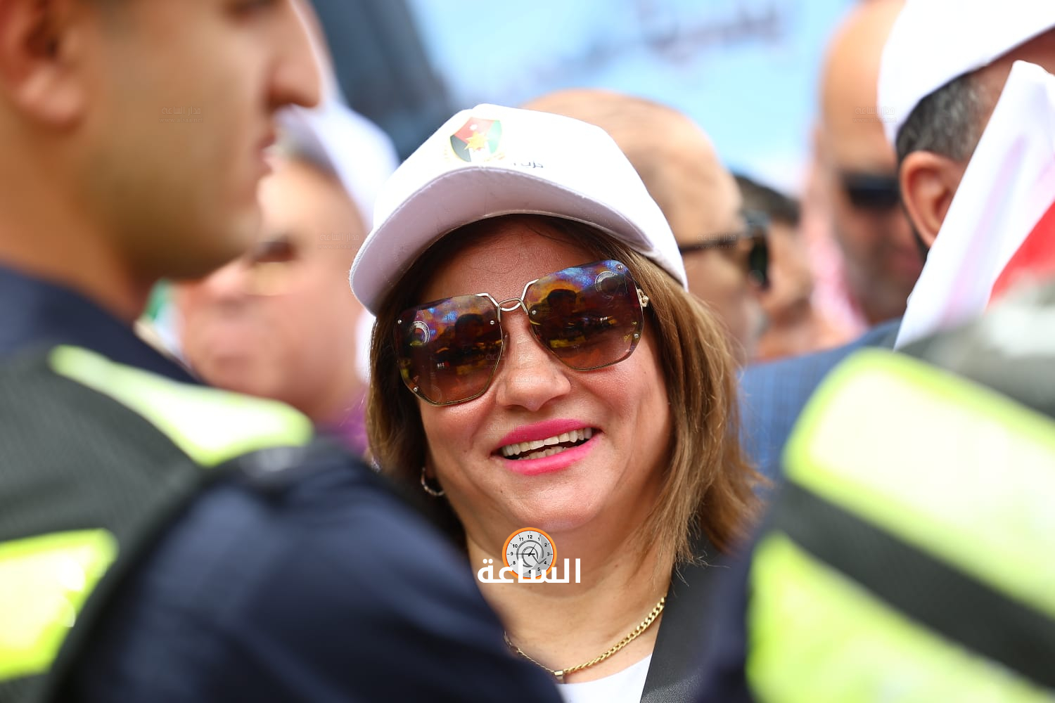 Madar Al-Saa Images 0.4134259541050972