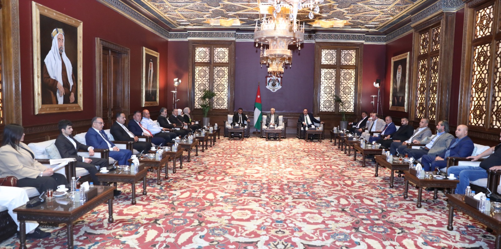 Madar Al-Saa Images 0.28330811016324164