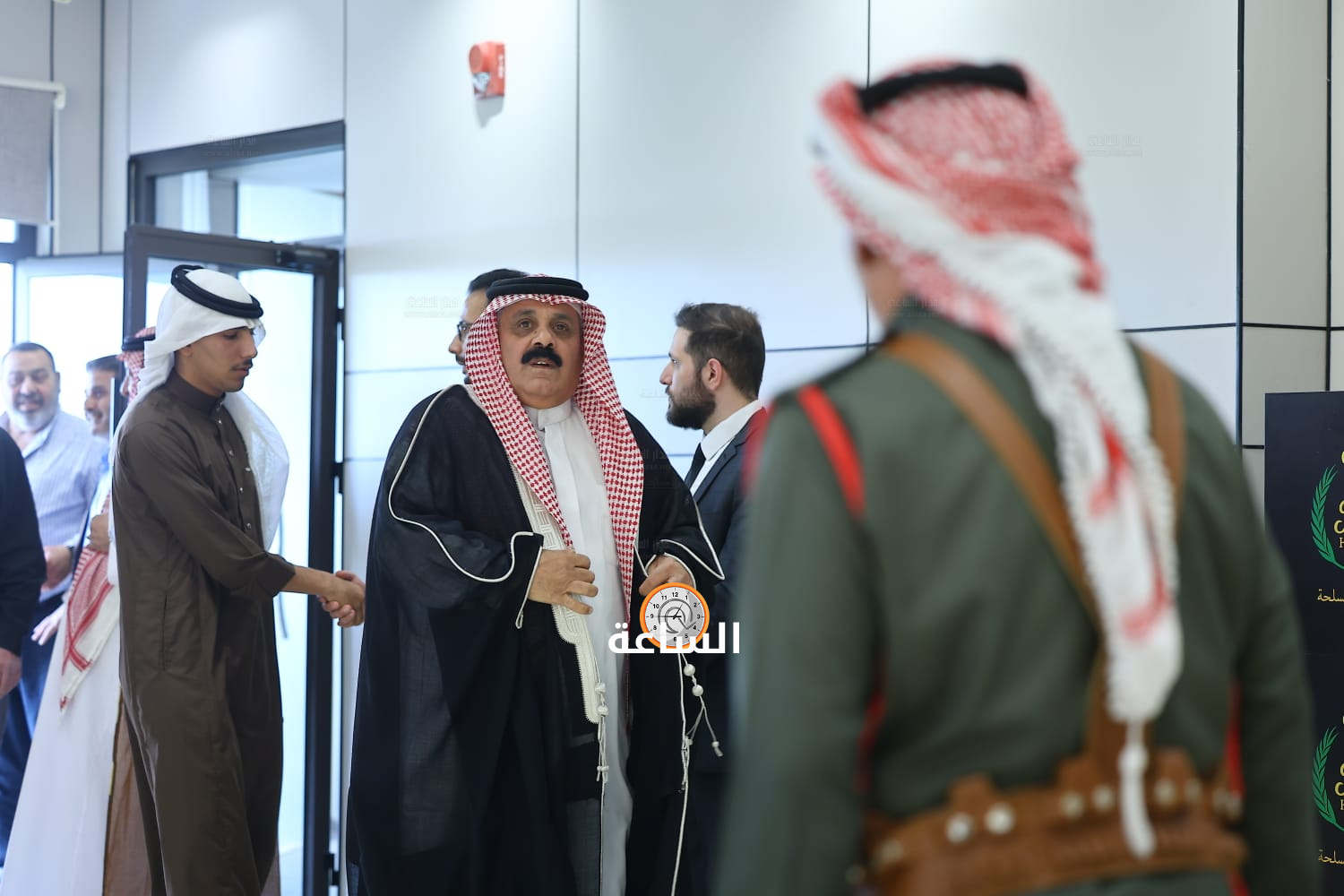 Madar Al-Saa Images 0.014314023066248627