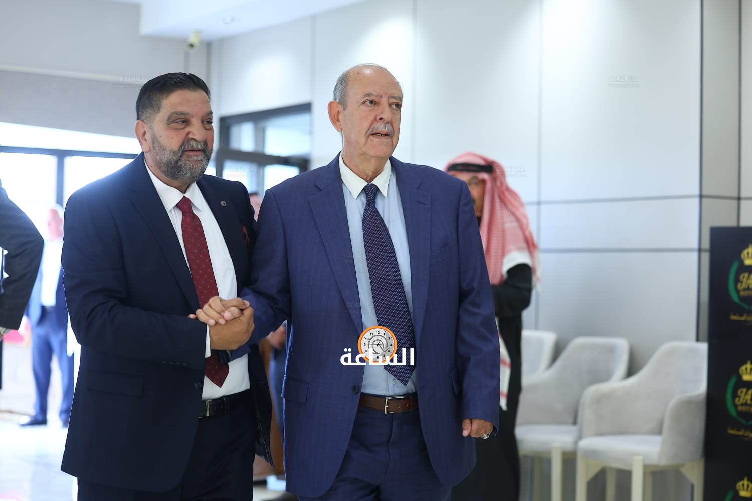 Madar Al-Saa Images 0.04212408272715196