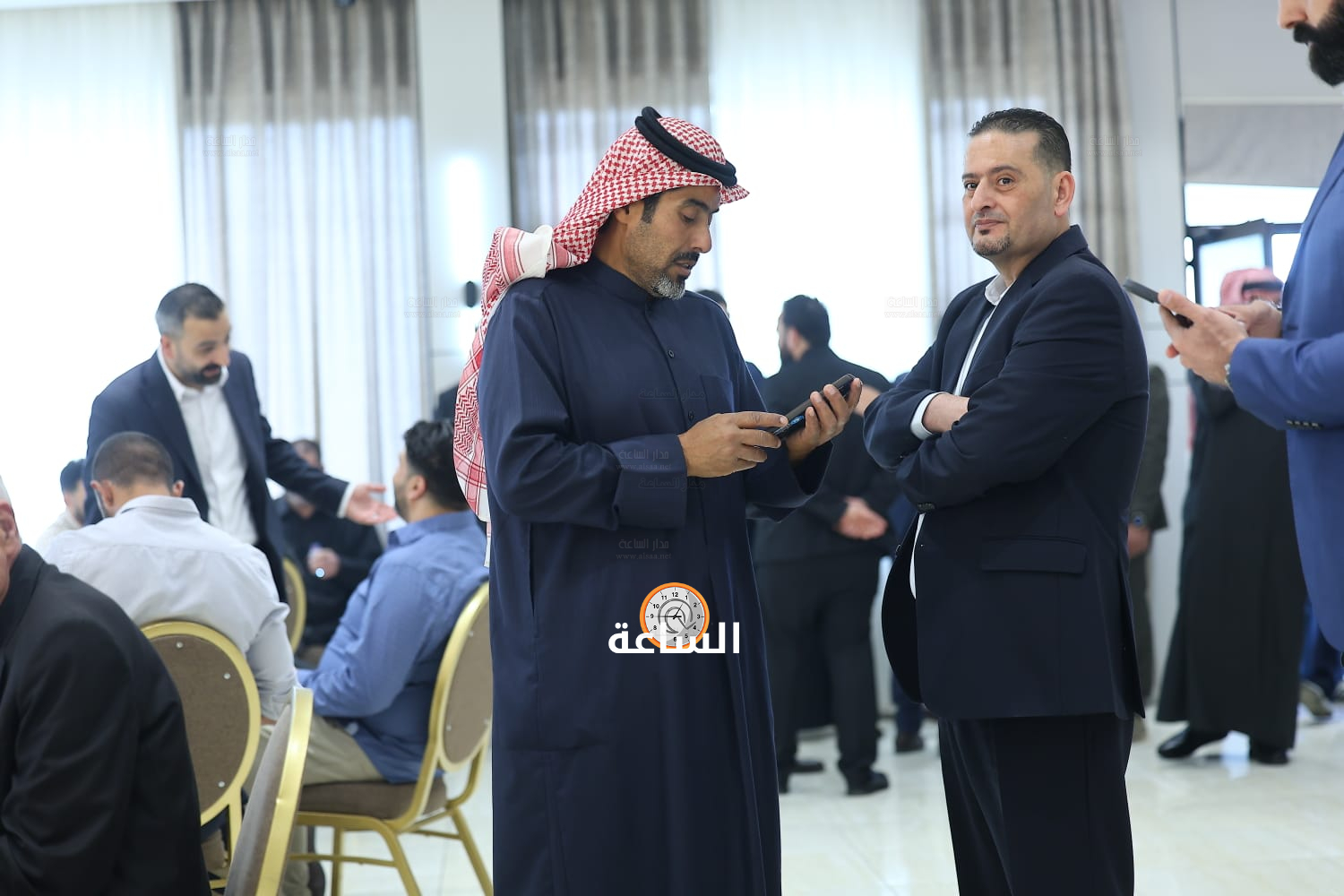 Madar Al-Saa Images 0.44599204354385524