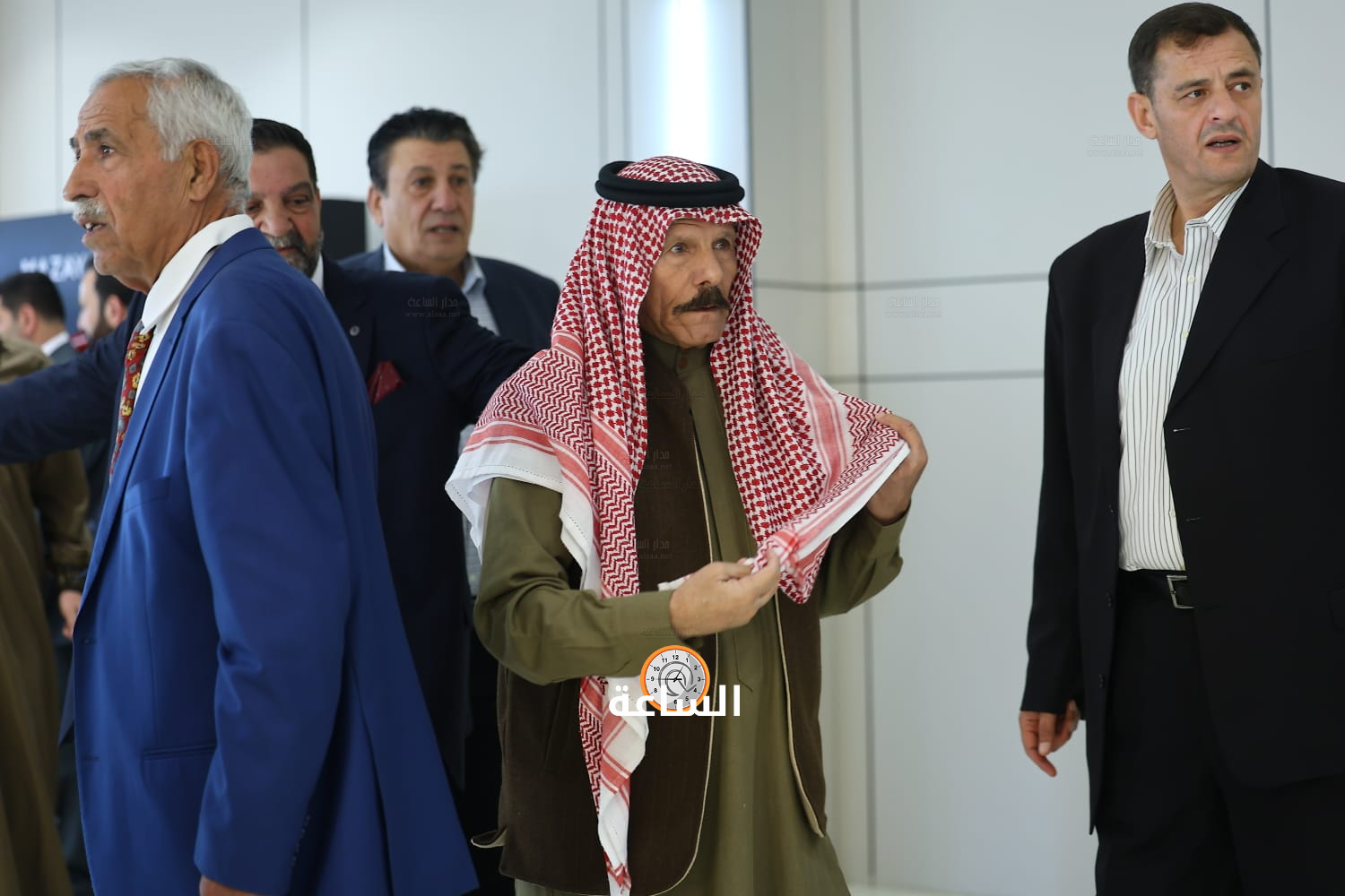 Madar Al-Saa Images 0.7018721559934801