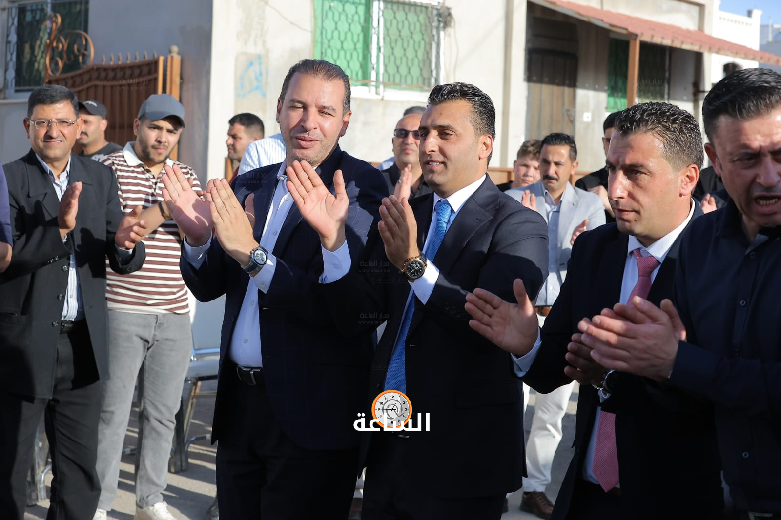 Madar Al-Saa Images 0.9646557915118619