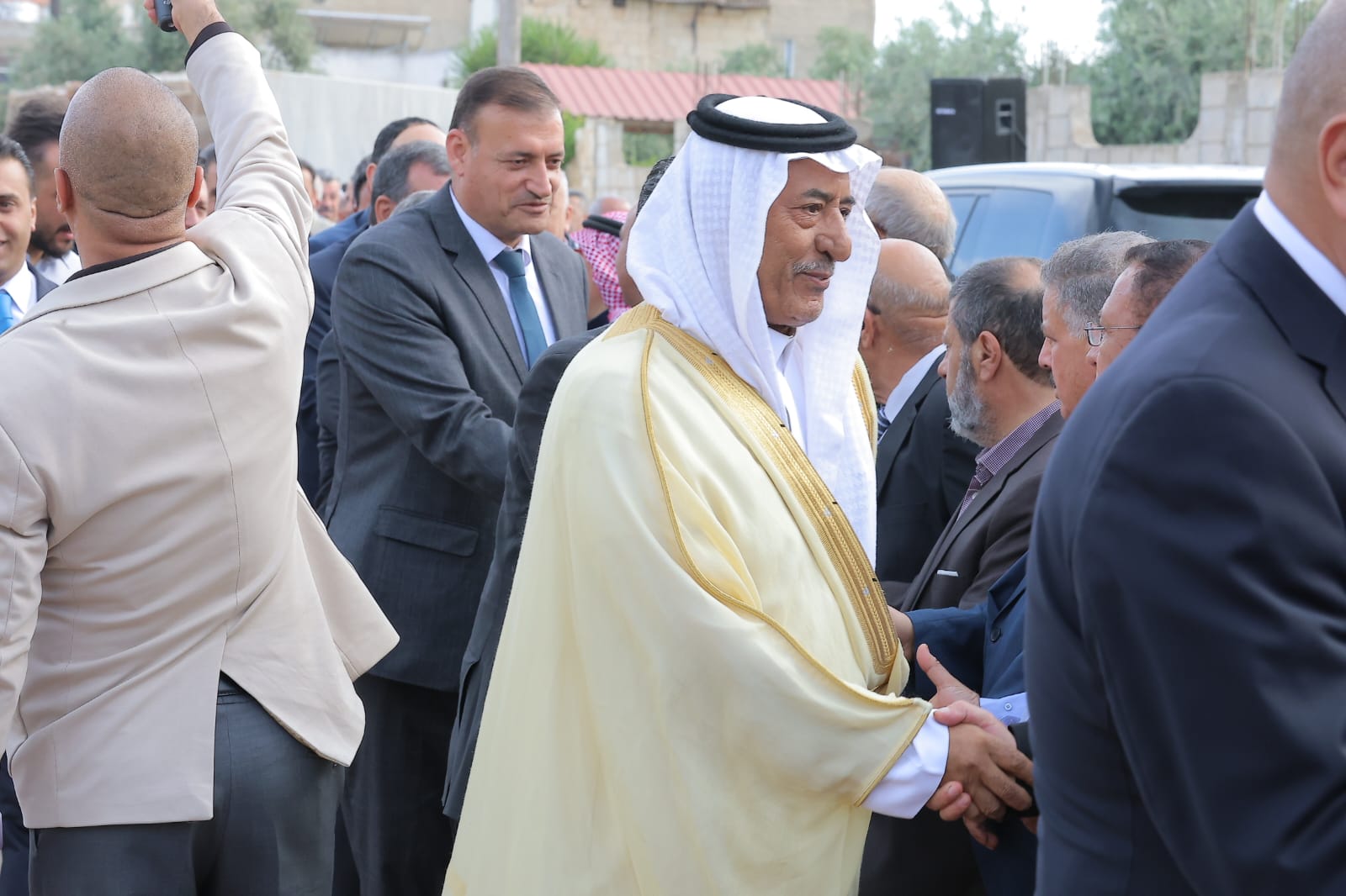 Madar Al-Saa Images 0.5588613507699629