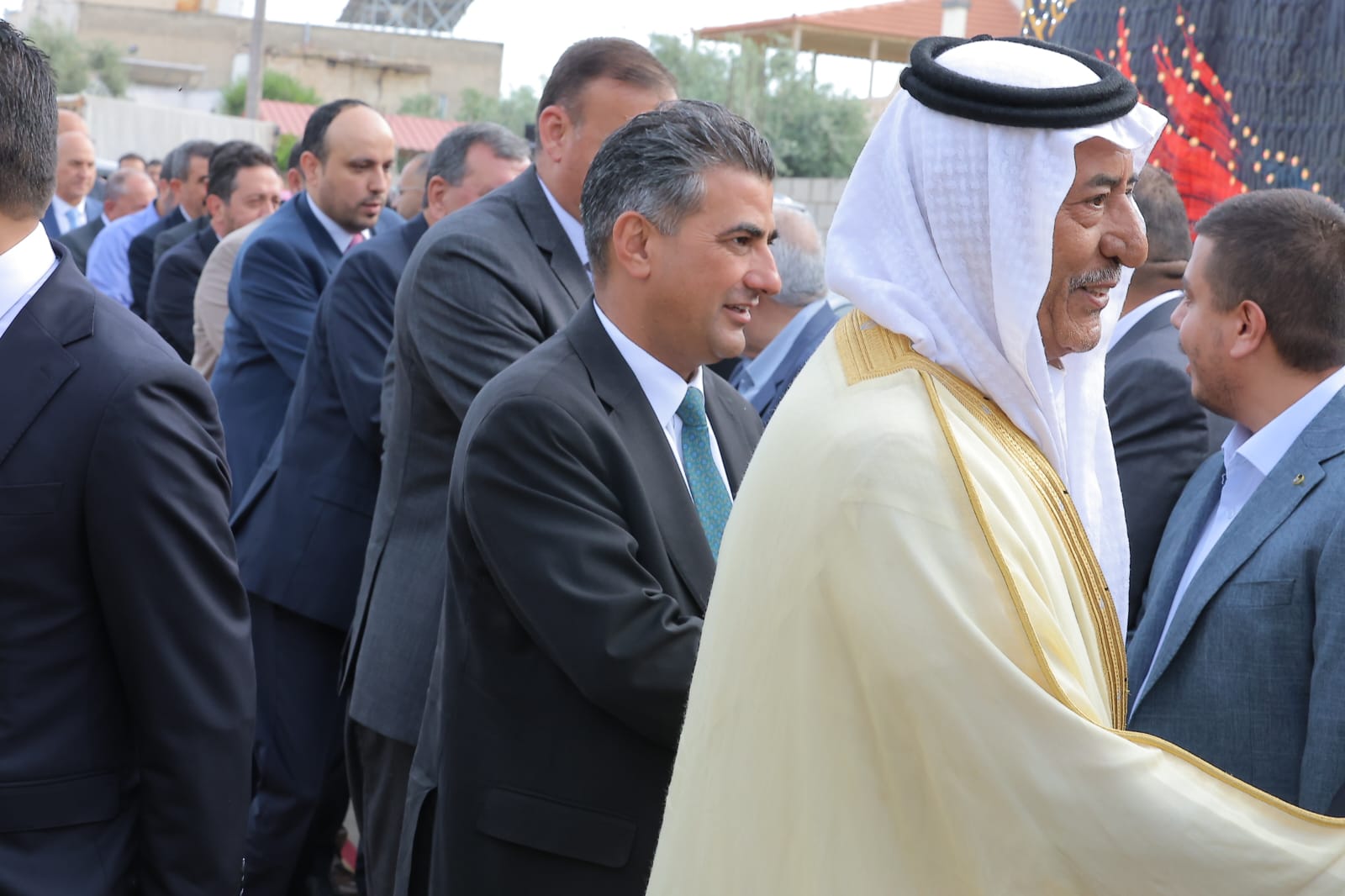 Madar Al-Saa Images 0.8960840046450739