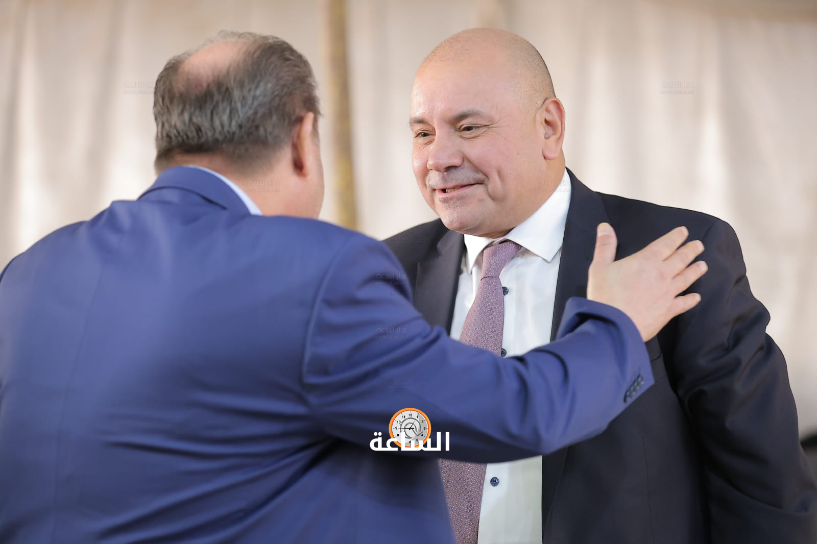 Madar Al-Saa Images 0.10240593914057028