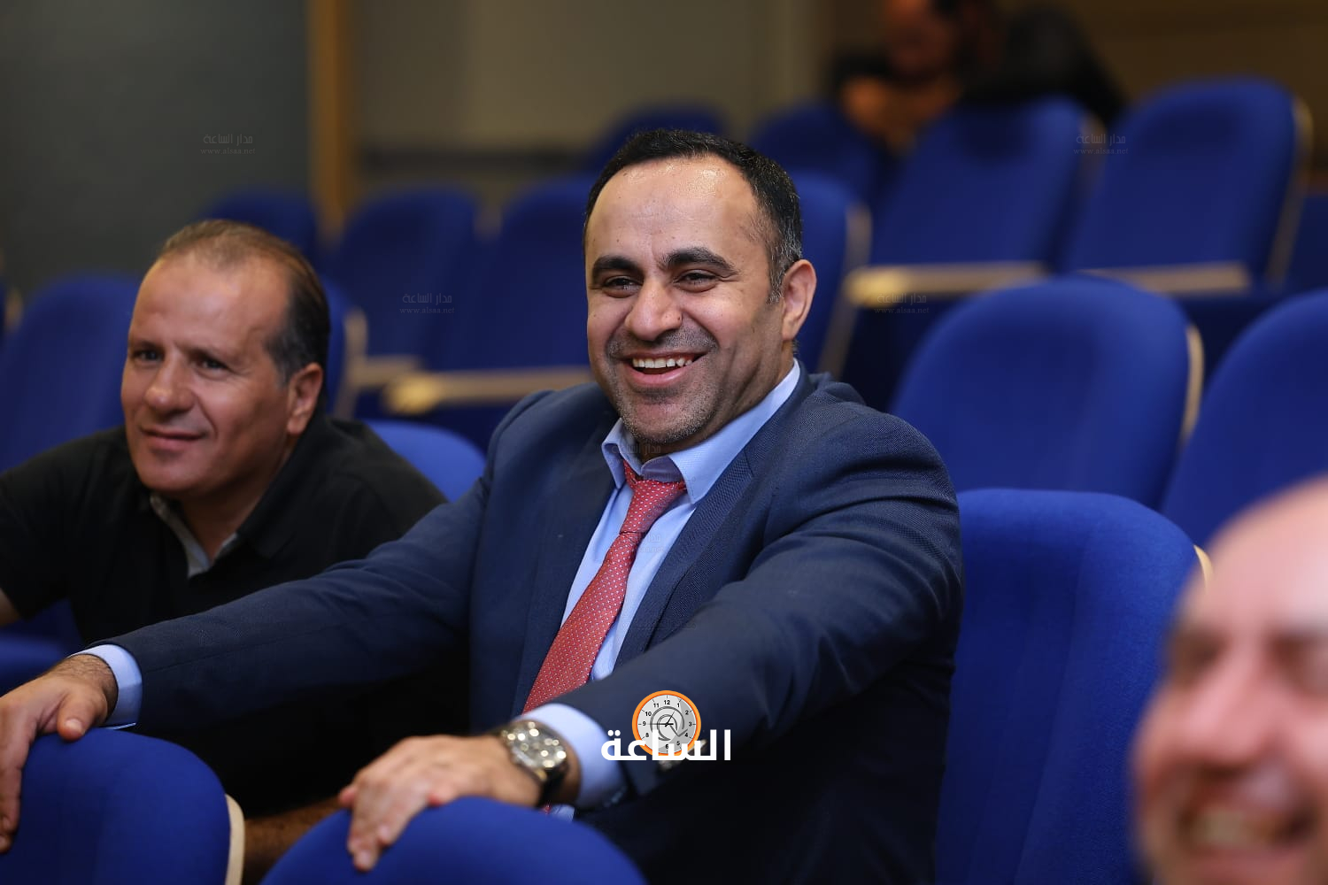 Madar Al-Saa Images 0.32998132250856915