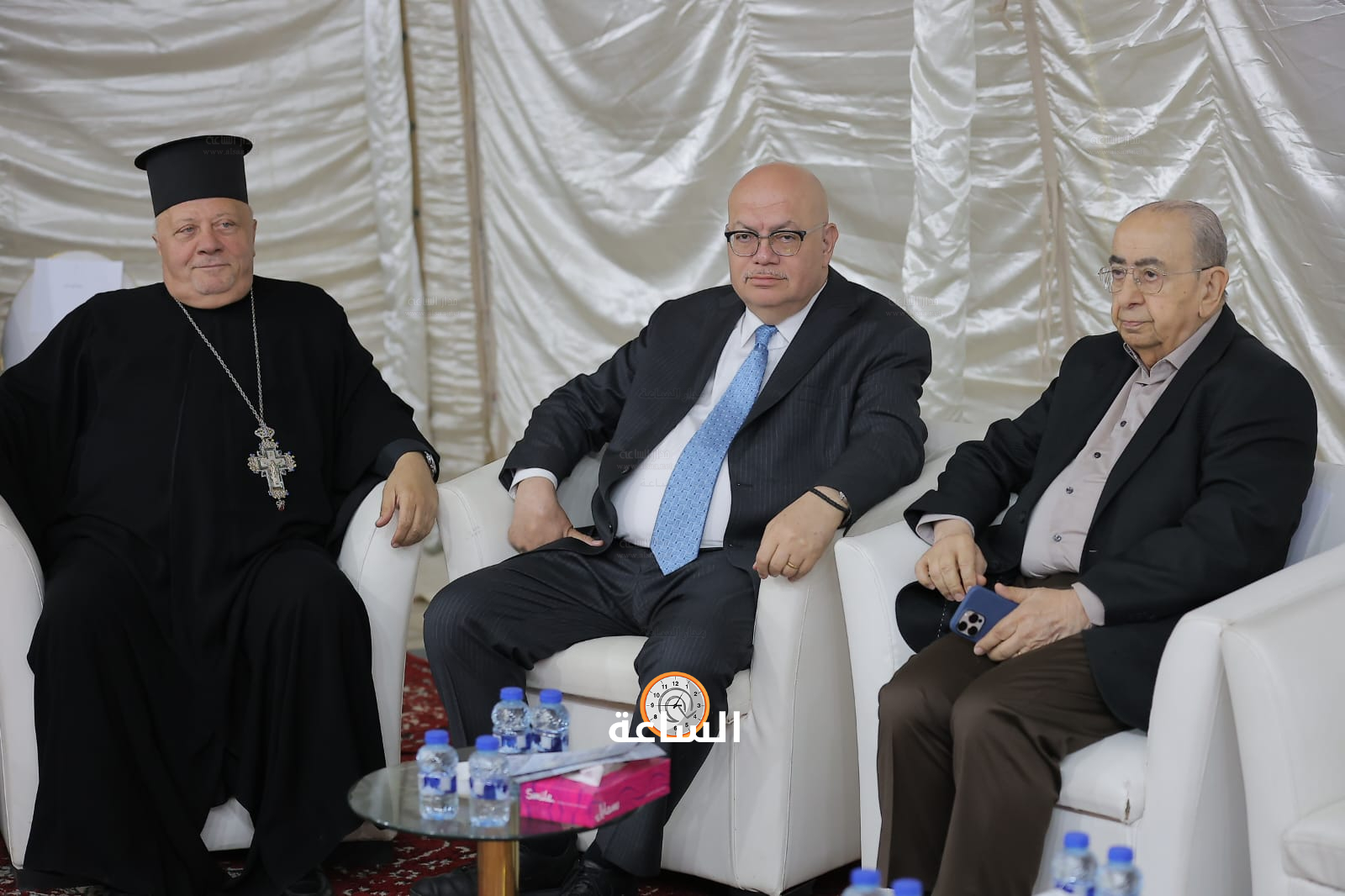 Madar Al-Saa Images 0.9322650081639215