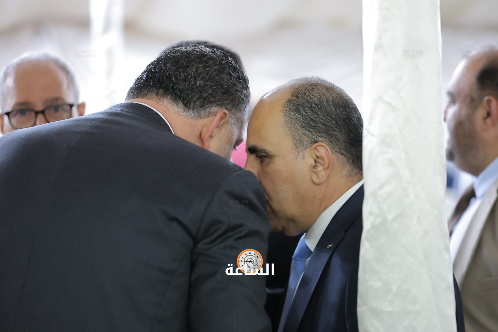 Madar Al-Saa Images 0.2576332266834075