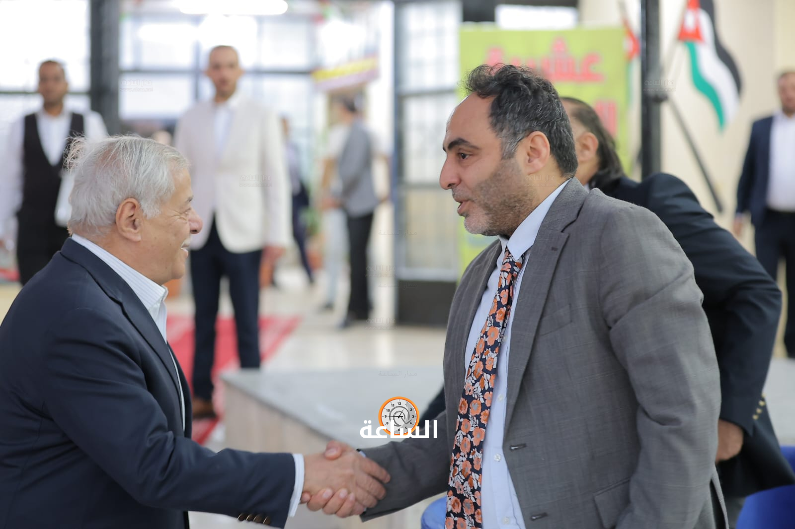 Madar Al-Saa Images 0.7034601102098091