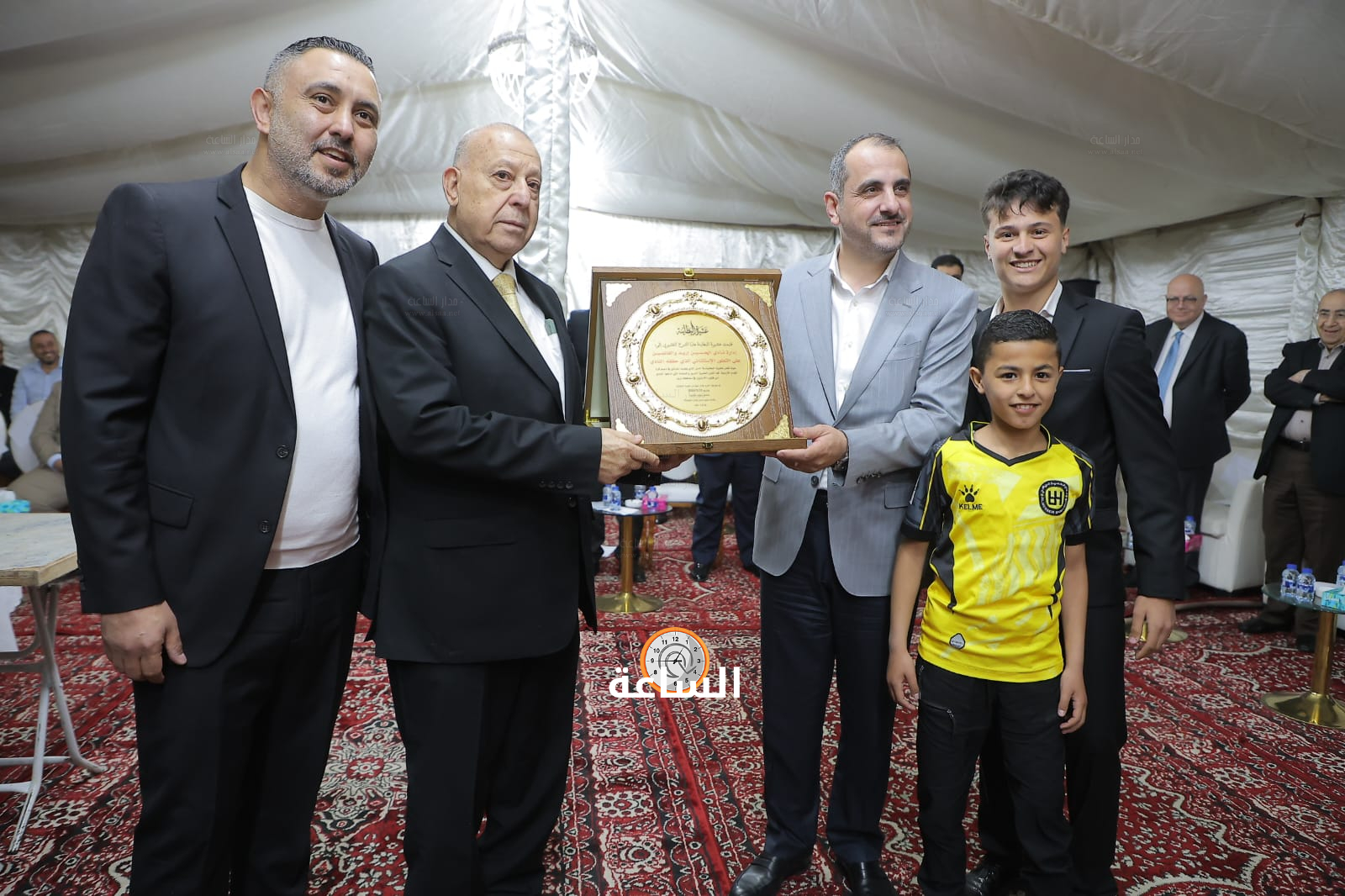Madar Al-Saa Images 0.7112432205466026