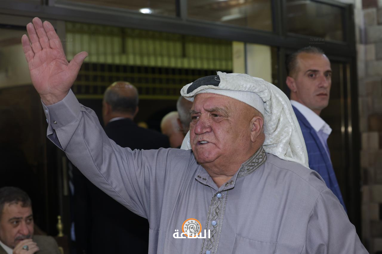 Madar Al-Saa Images 0.4799750414058873