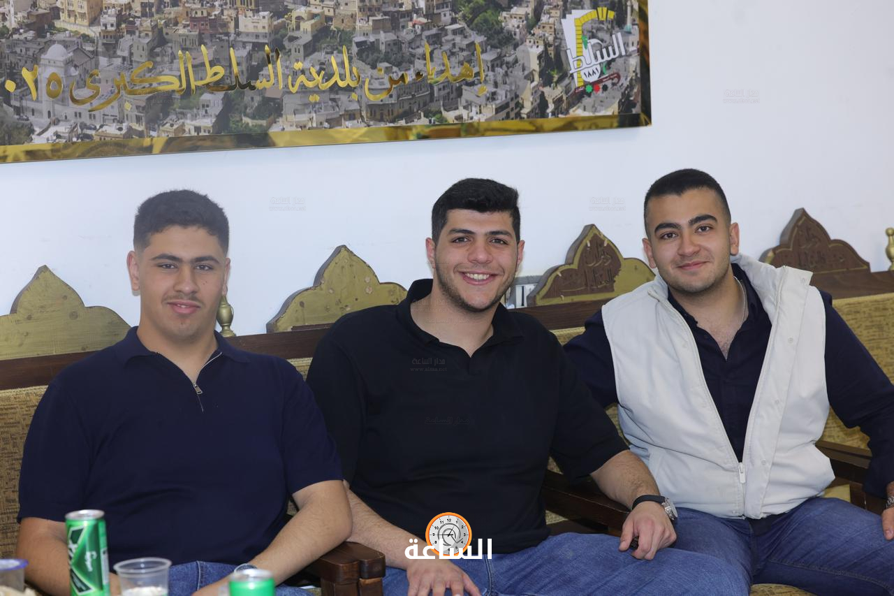 Madar Al-Saa Images 0.9443809215021295