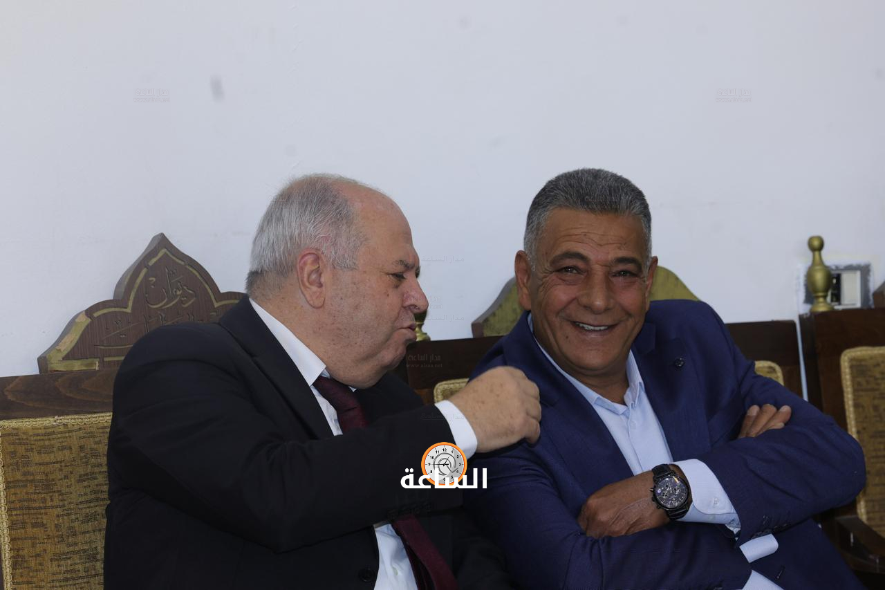 Madar Al-Saa Images 0.4389802424882786
