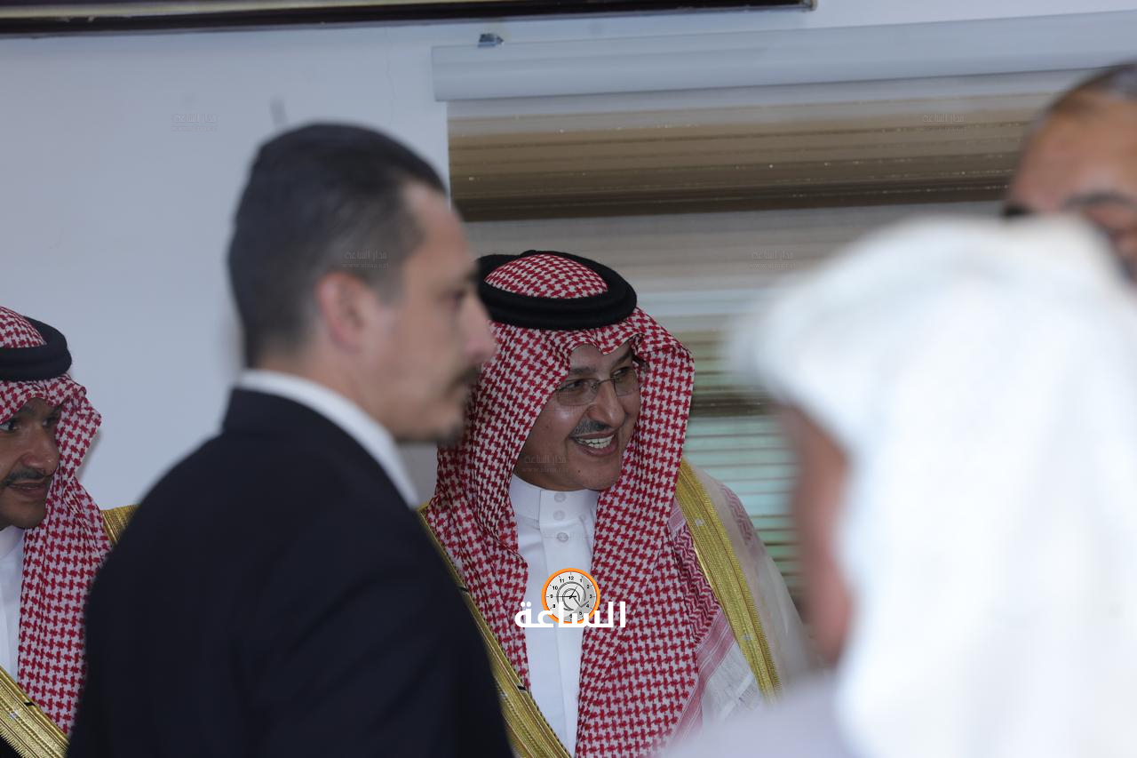 Madar Al-Saa Images 0.45141516947499394