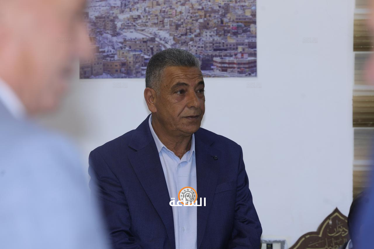 Madar Al-Saa Images 0.6527280628212585