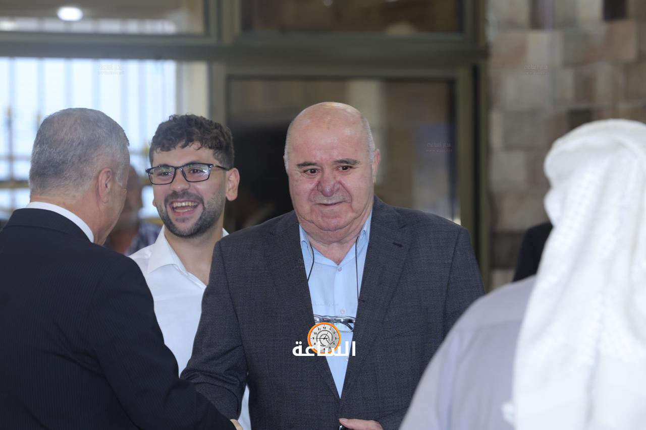 Madar Al-Saa Images 0.17734284339308537