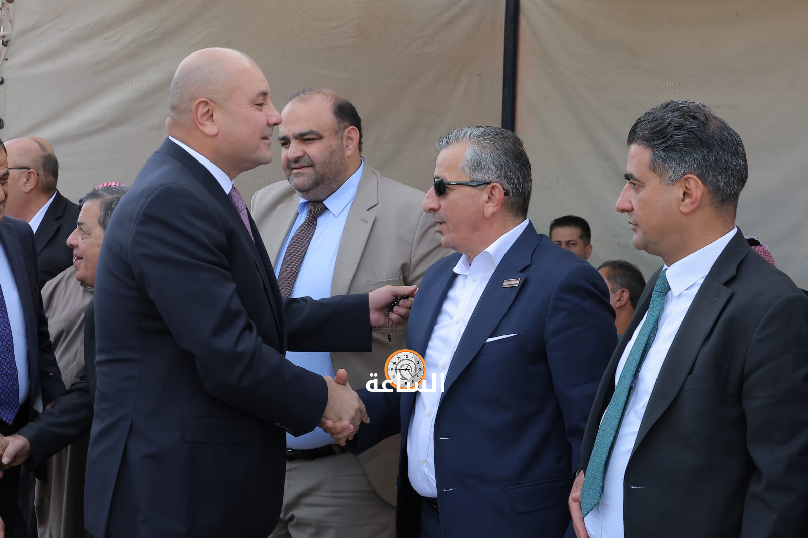 Madar Al-Saa Images 0.4416051791939801
