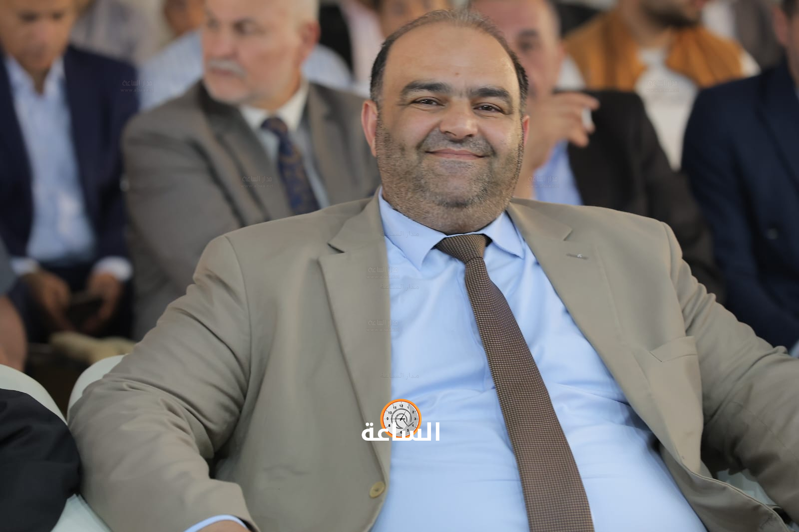 Madar Al-Saa Images 0.5442080166259553