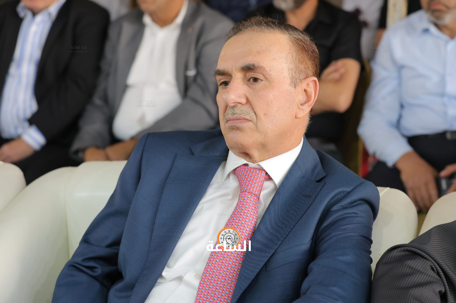 Madar Al-Saa Images 0.5112678387383562