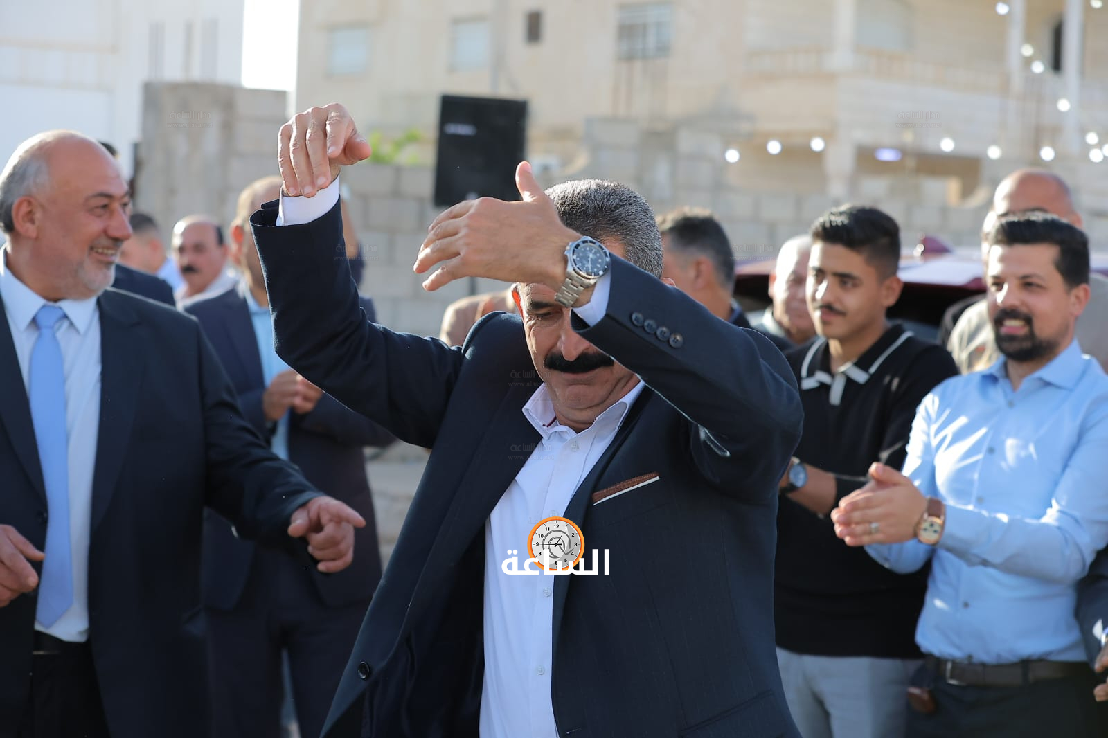 Madar Al-Saa Images 0.7075139152792409