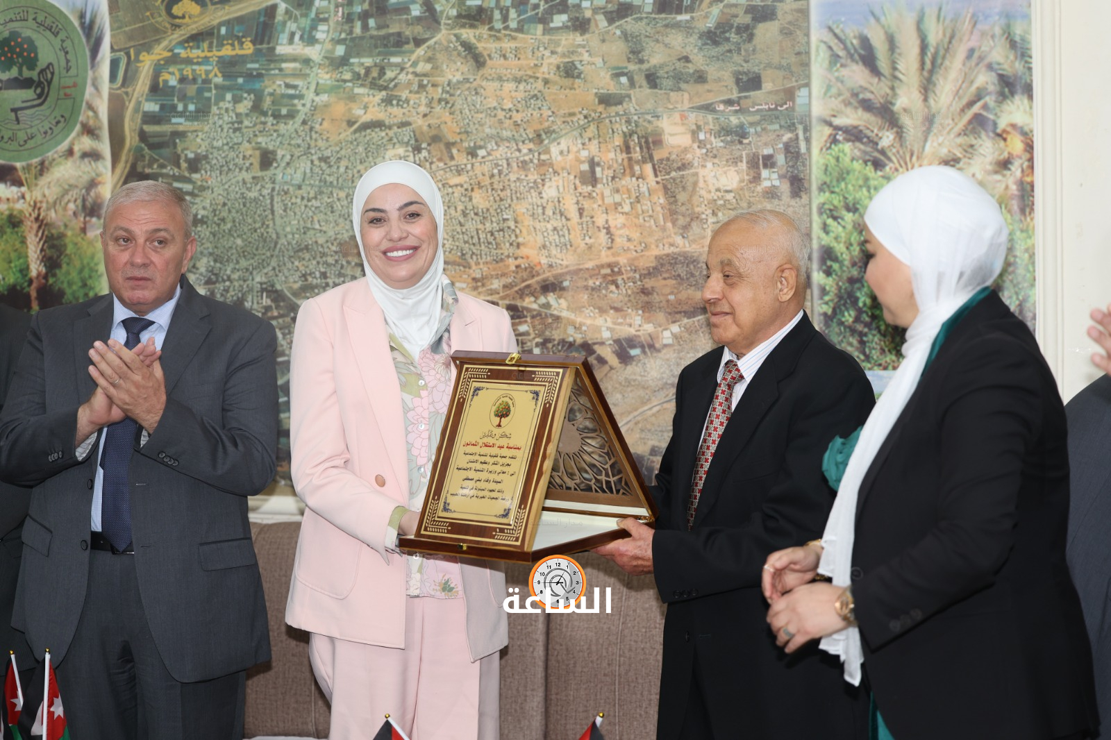 Madar Al-Saa Images 0.4024882566148196