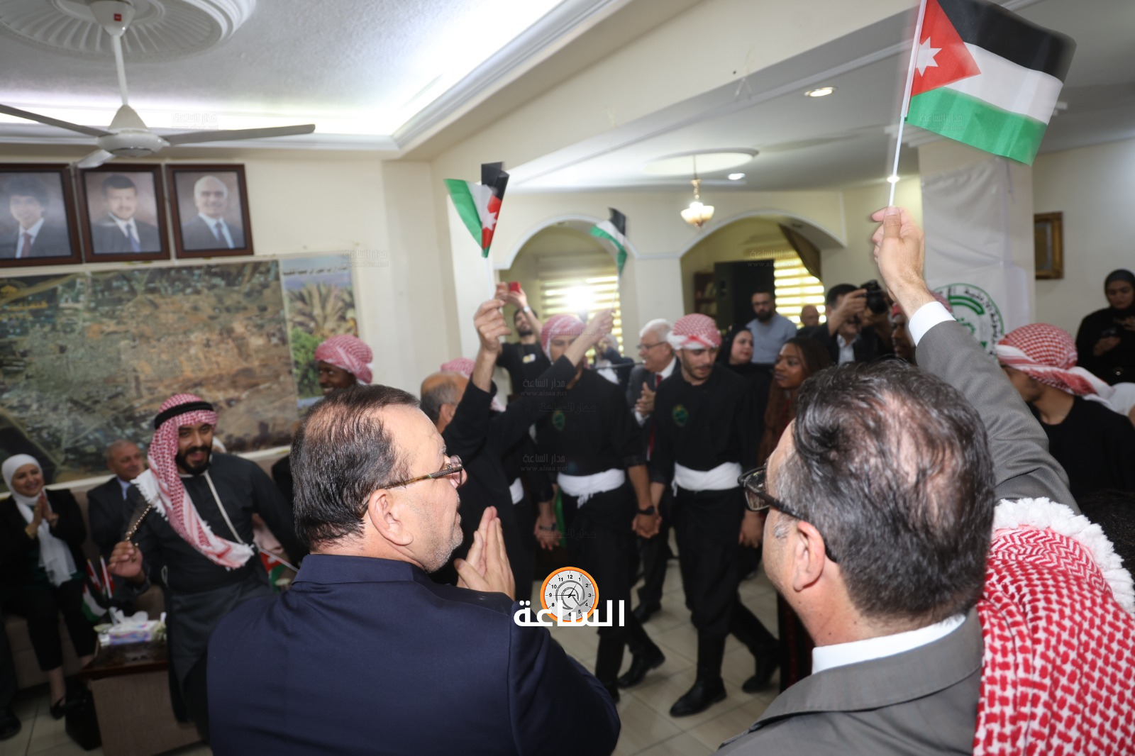 Madar Al-Saa Images 0.29281957166004347