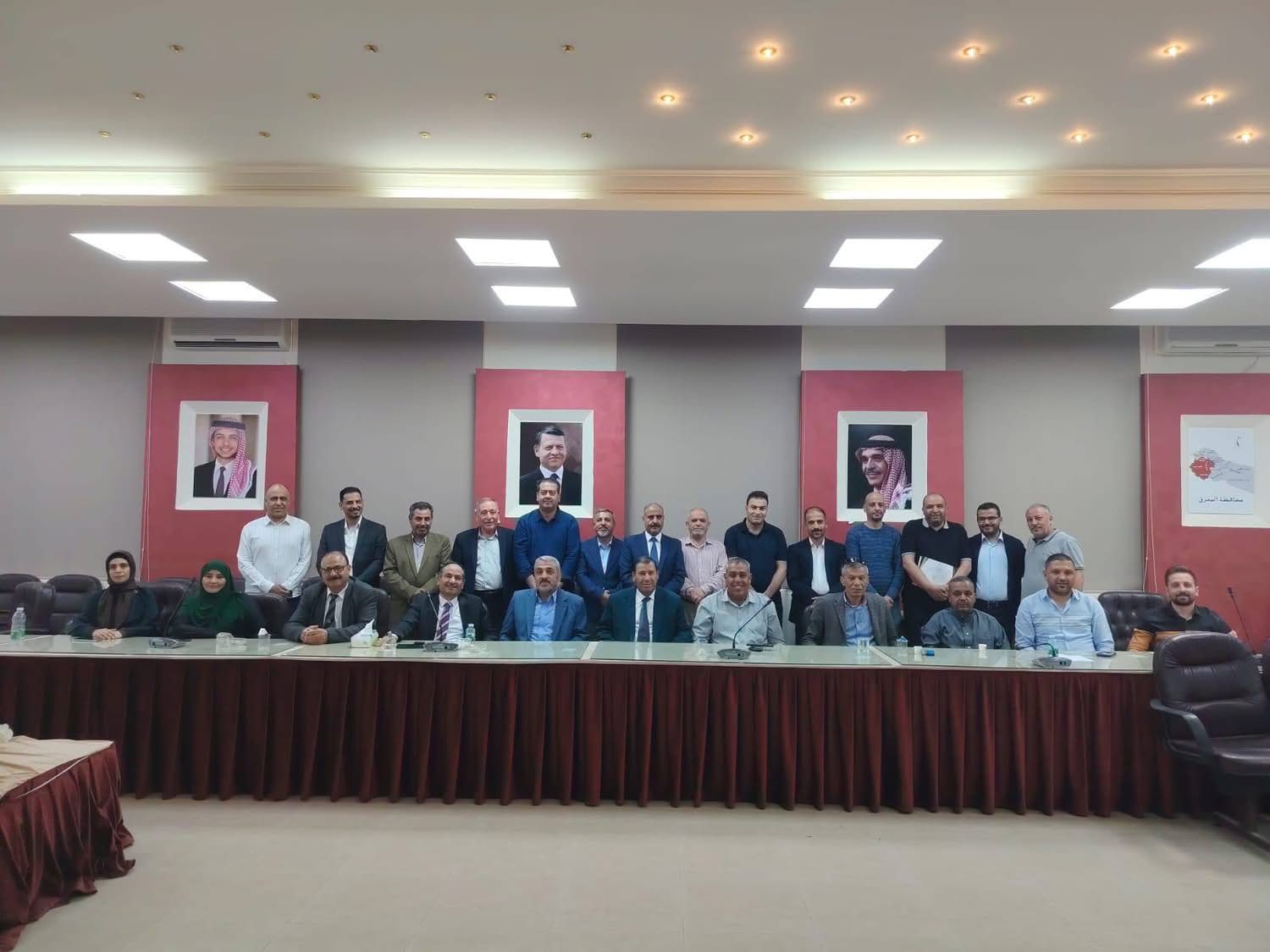 Madar Al-Saa Images 0.4733859759629385