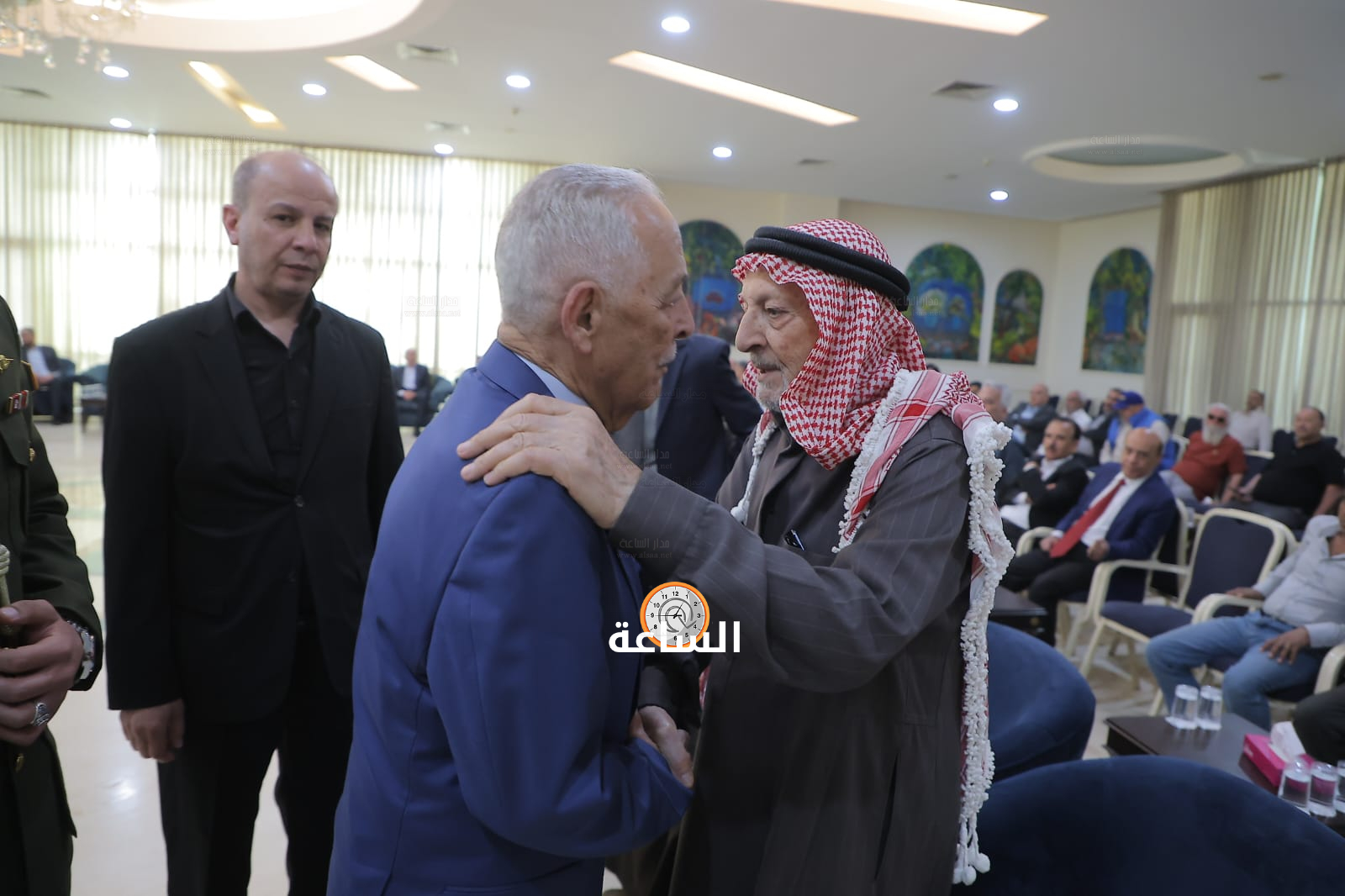 Madar Al-Saa Images 0.7560654201803293