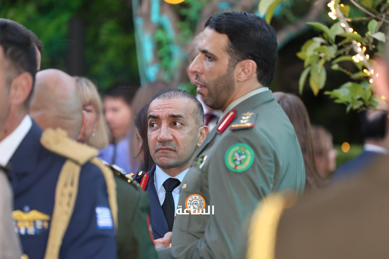 Madar Al-Saa Images 0.23450624063011538