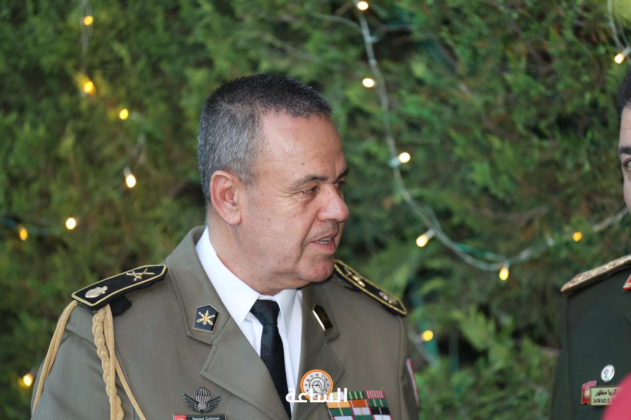 Madar Al-Saa Images 0.7856068282740871