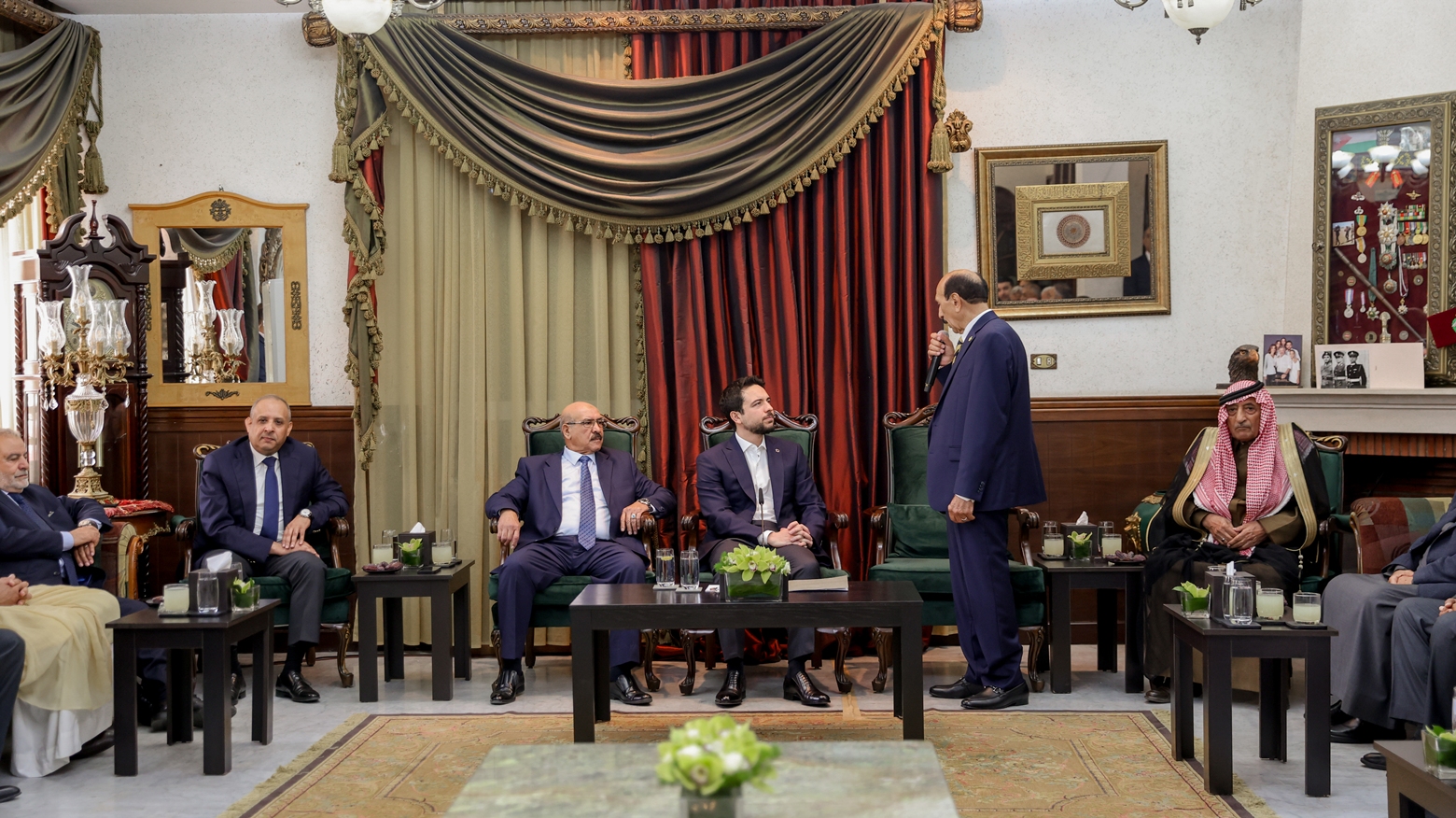 Madar Al-Saa Images 0.9468076231242759