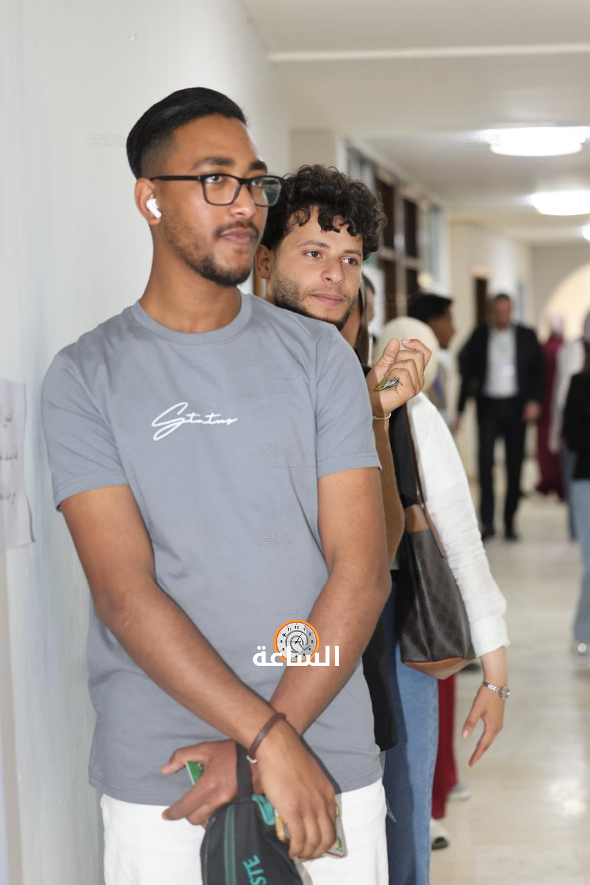 Madar Al-Saa Images 0.8929586902607128