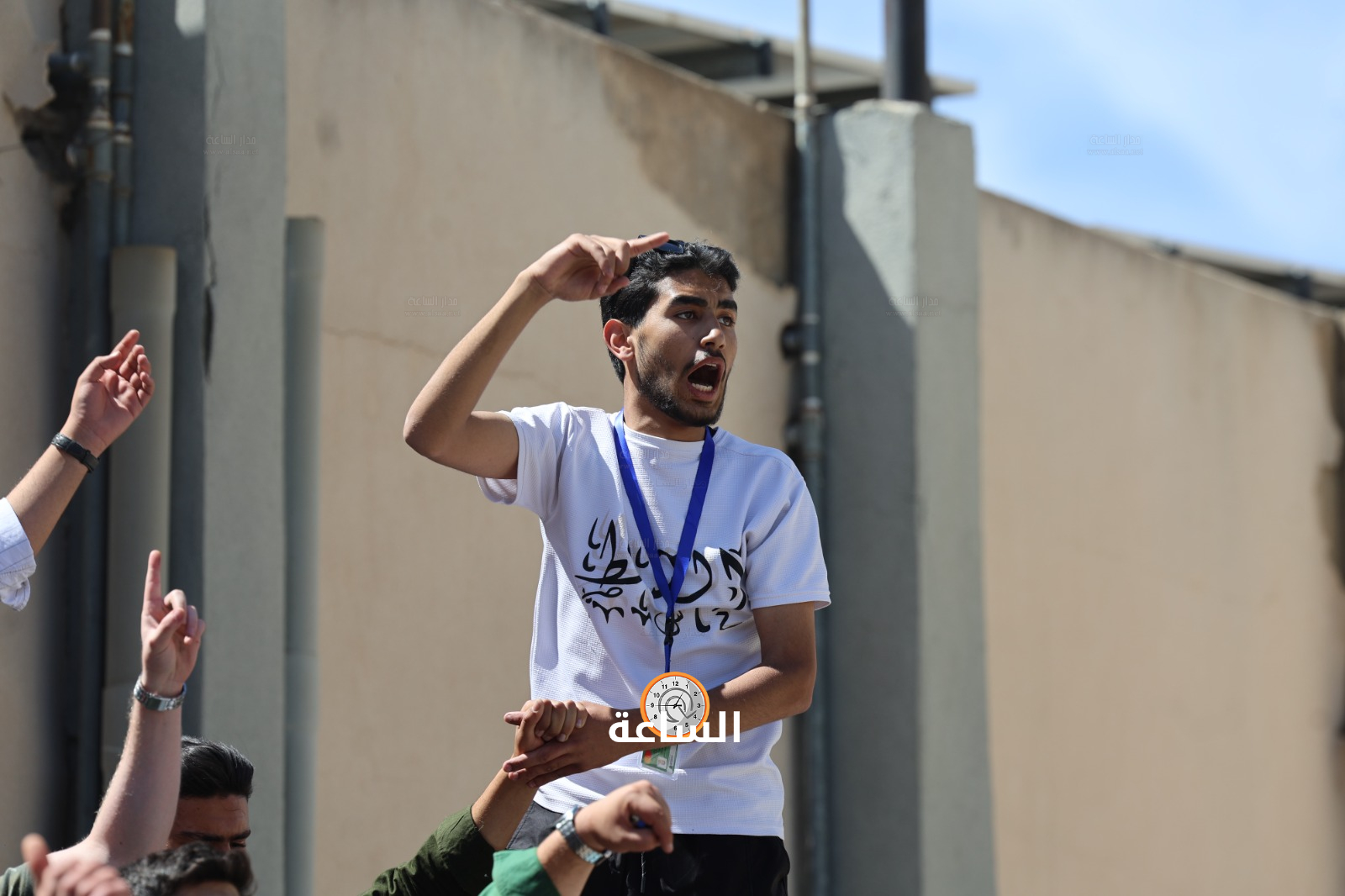 Madar Al-Saa Images 0.4600905918763063