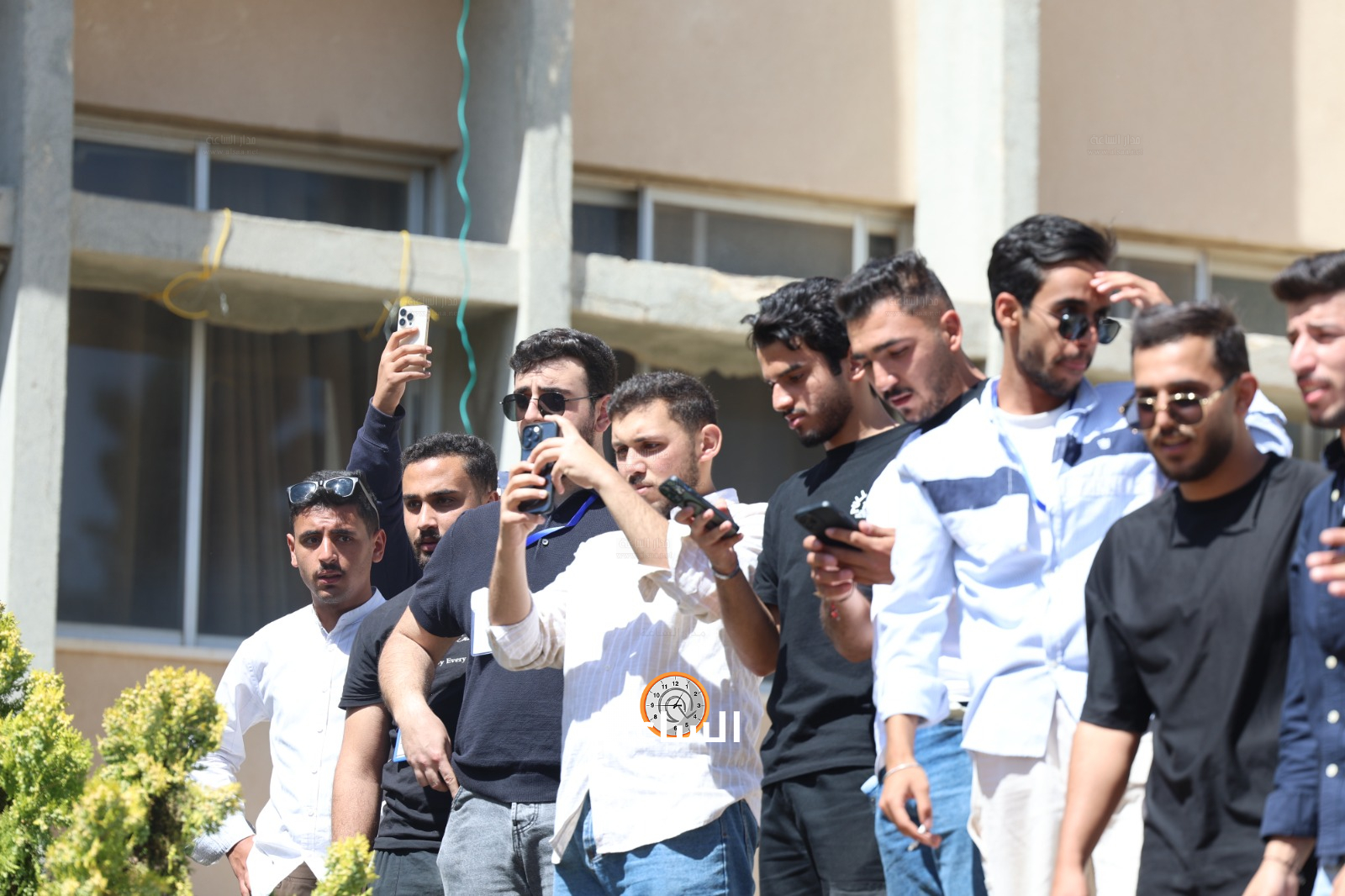 Madar Al-Saa Images 0.850488408456832