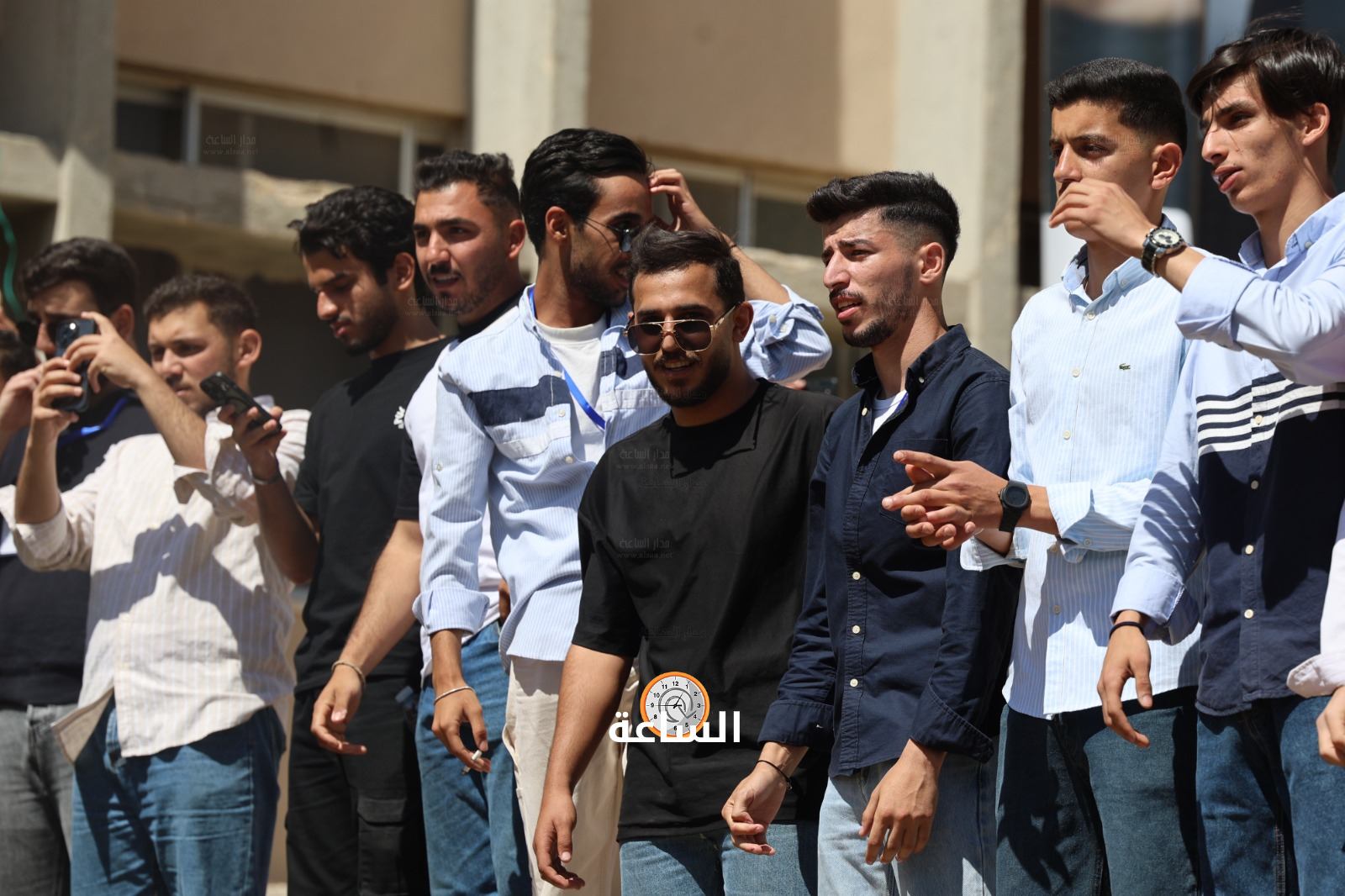 Madar Al-Saa Images 0.6212828235415241