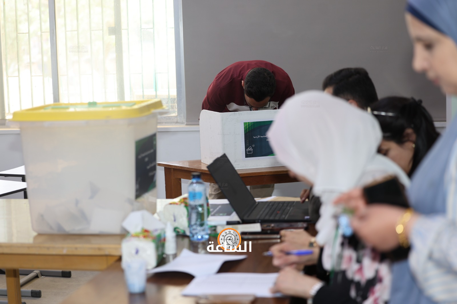 Madar Al-Saa Images 0.2341549042227844
