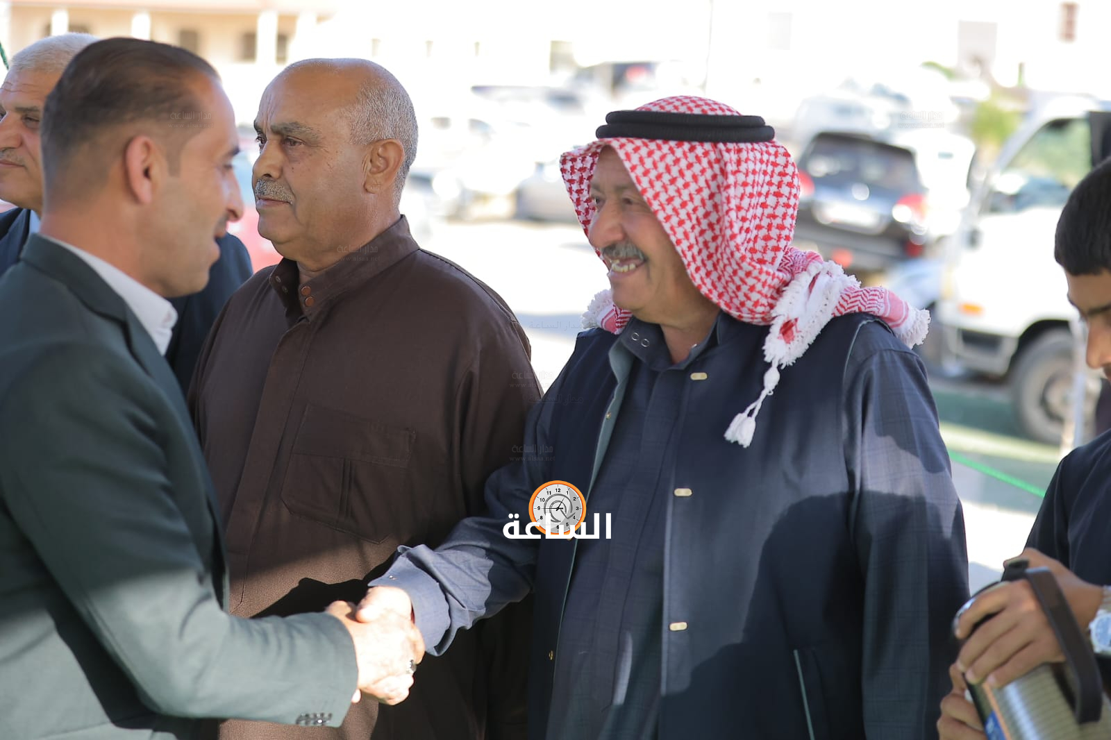 Madar Al-Saa Images 0.3527029618751929