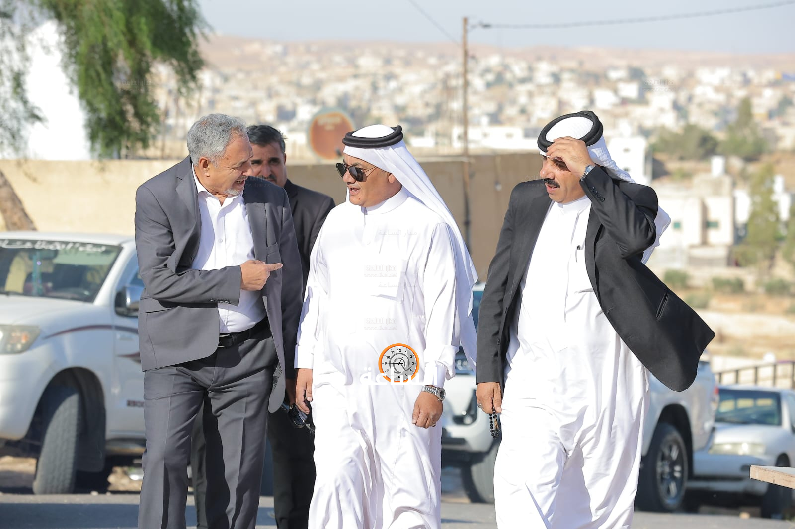 Madar Al-Saa Images 0.8964433857035061
