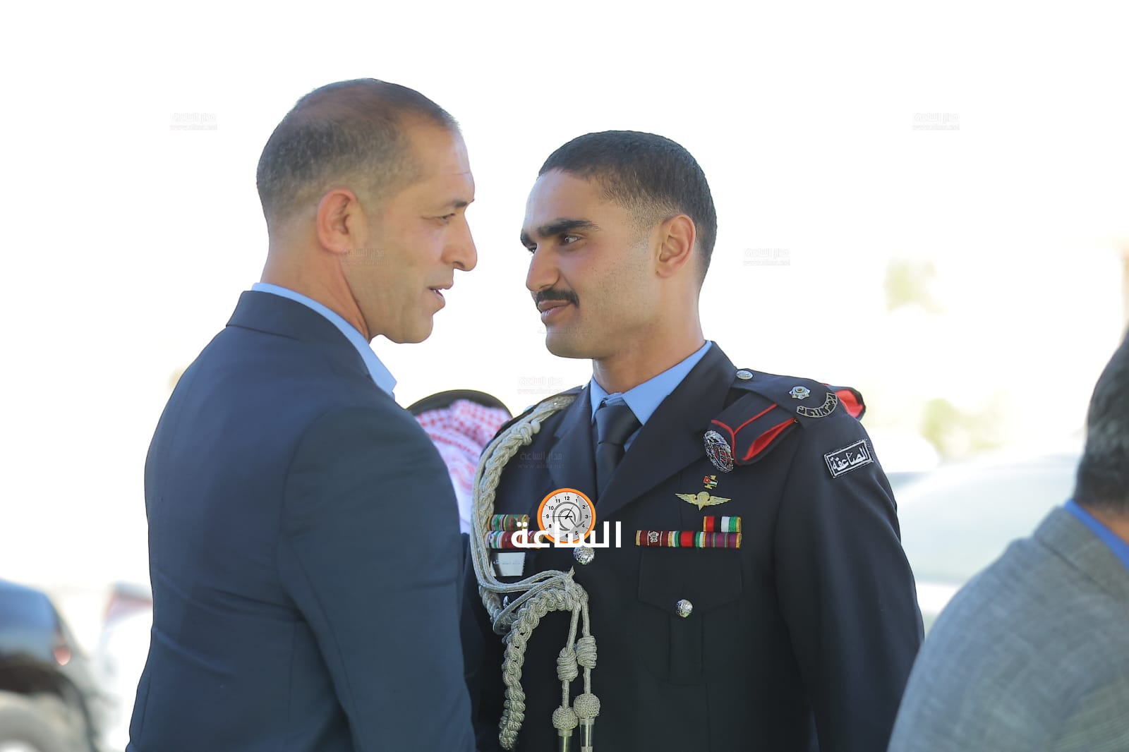 Madar Al-Saa Images 0.9195361197595417