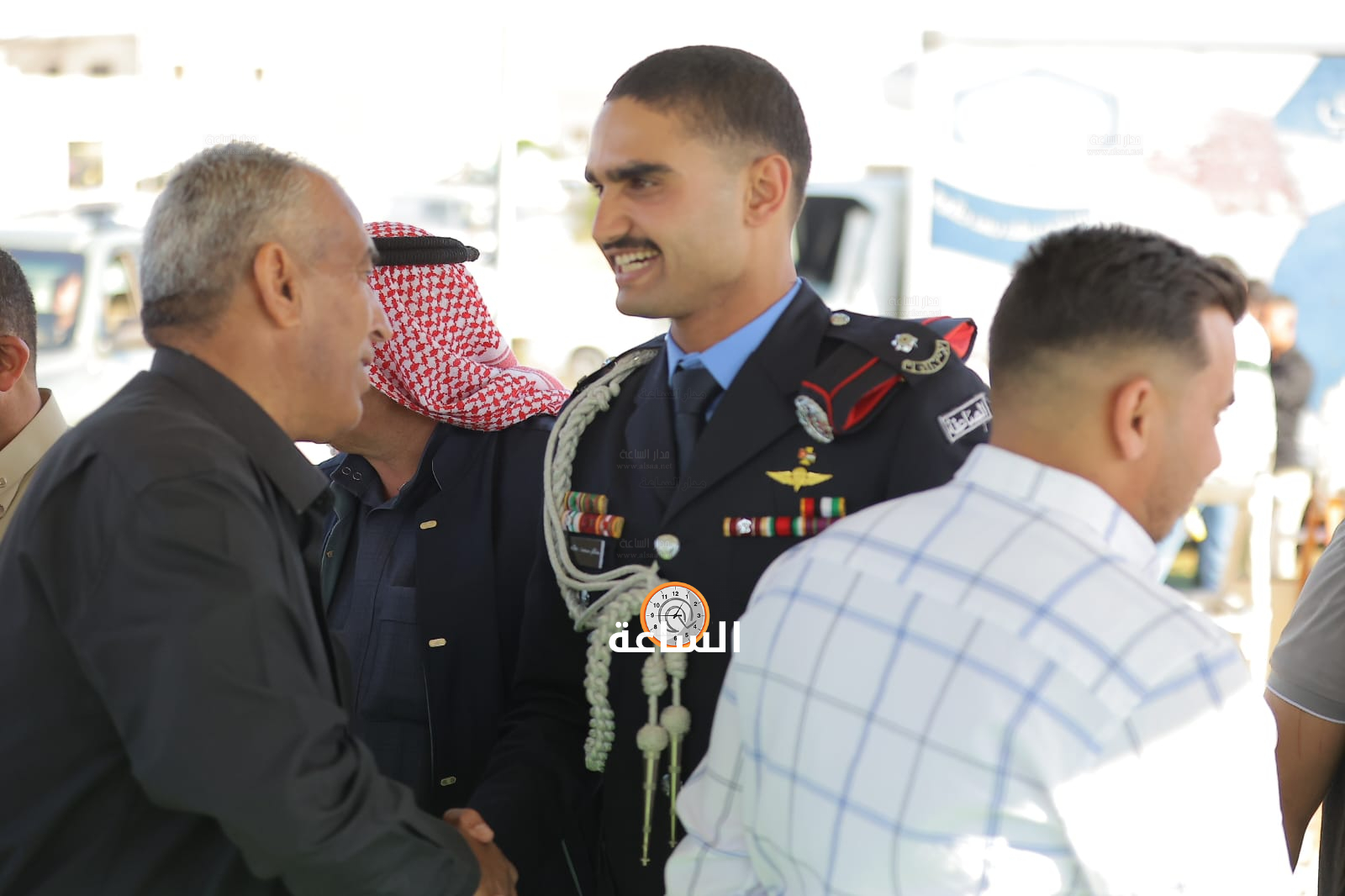 Madar Al-Saa Images 0.36719876253383055