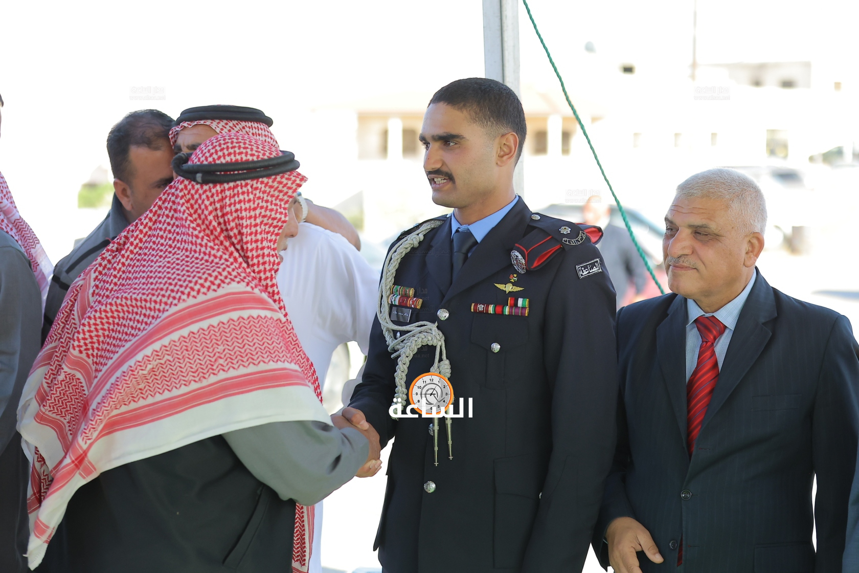 Madar Al-Saa Images 0.6338914338505497
