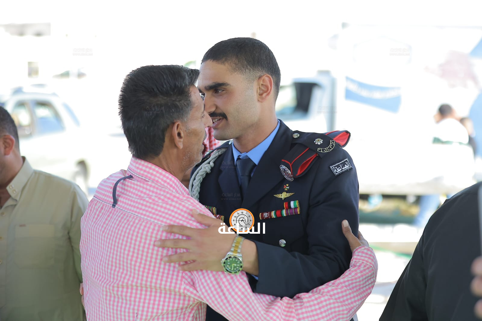 Madar Al-Saa Images 0.4434340333127831