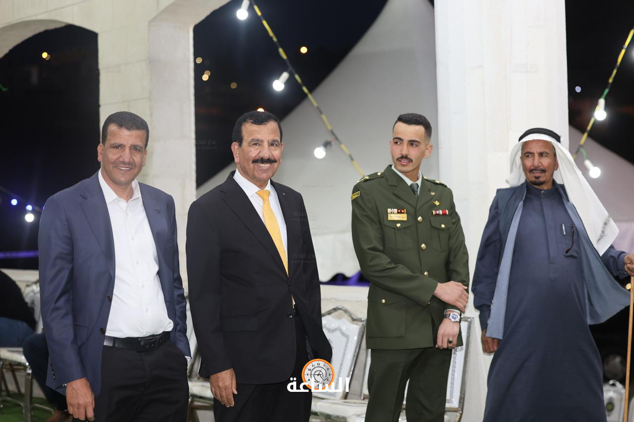 Madar Al-Saa Images 0.12140837437922802