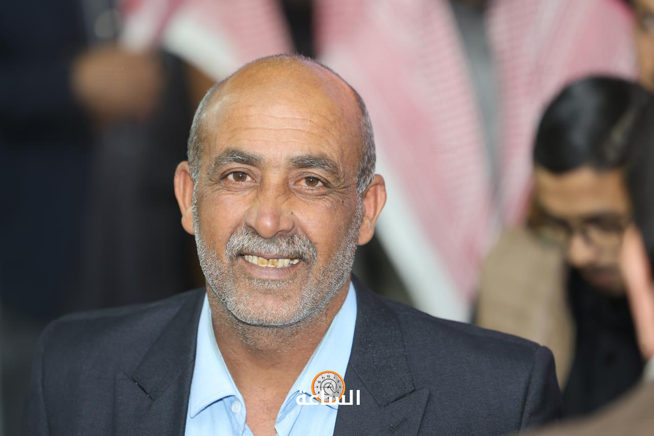 Madar Al-Saa Images 0.39563377869829486