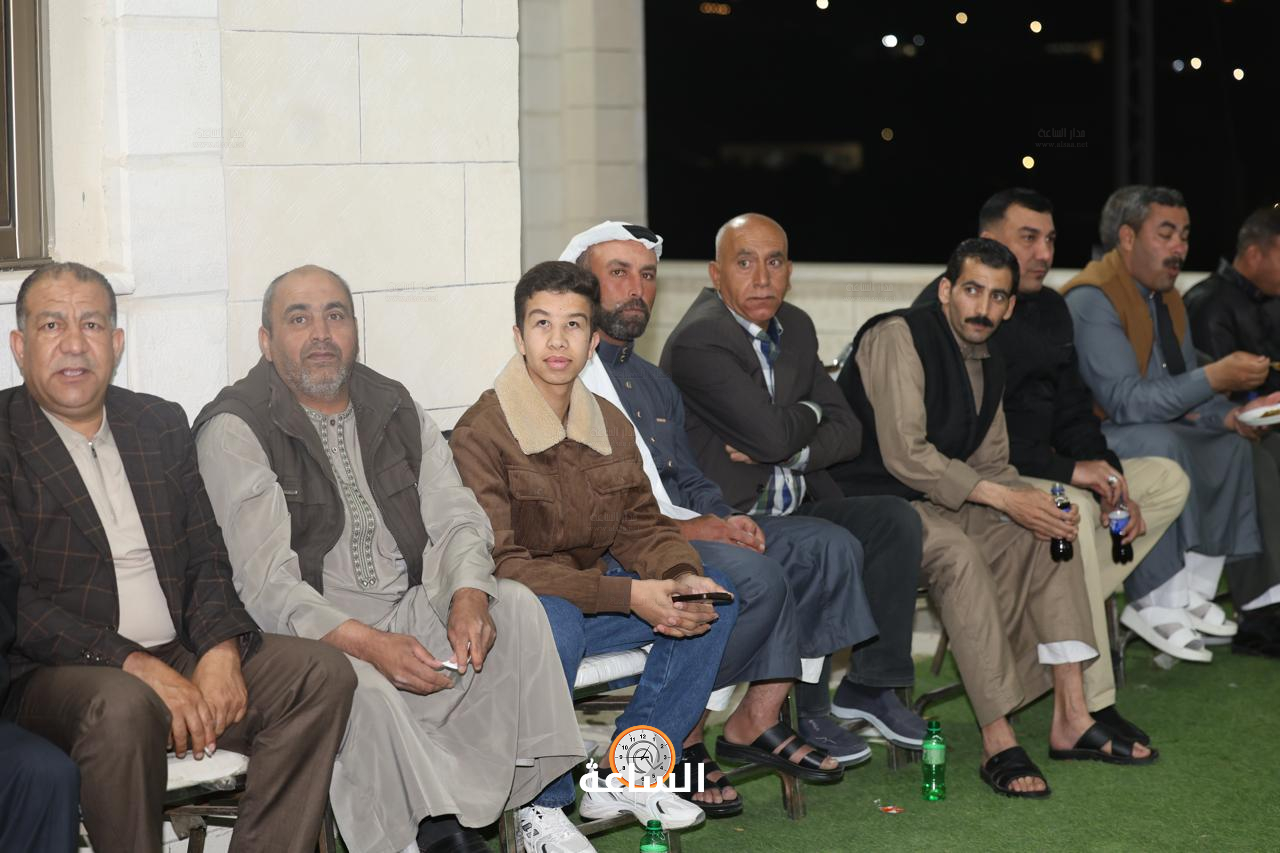 Madar Al-Saa Images 0.4381156767679969