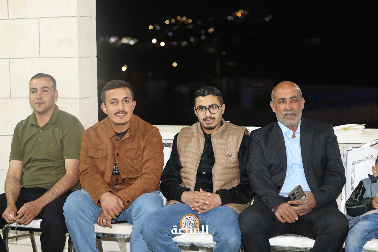 Madar Al-Saa Images 0.7691066519183946