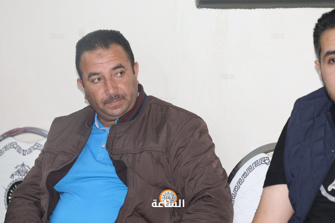 Madar Al-Saa Images 0.9967056623112319