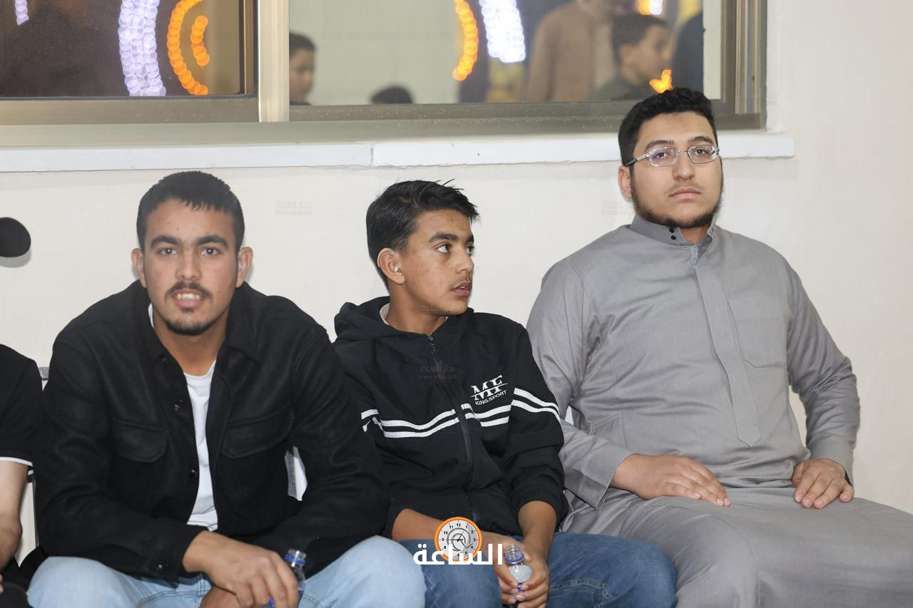 Madar Al-Saa Images 0.9727615659643298