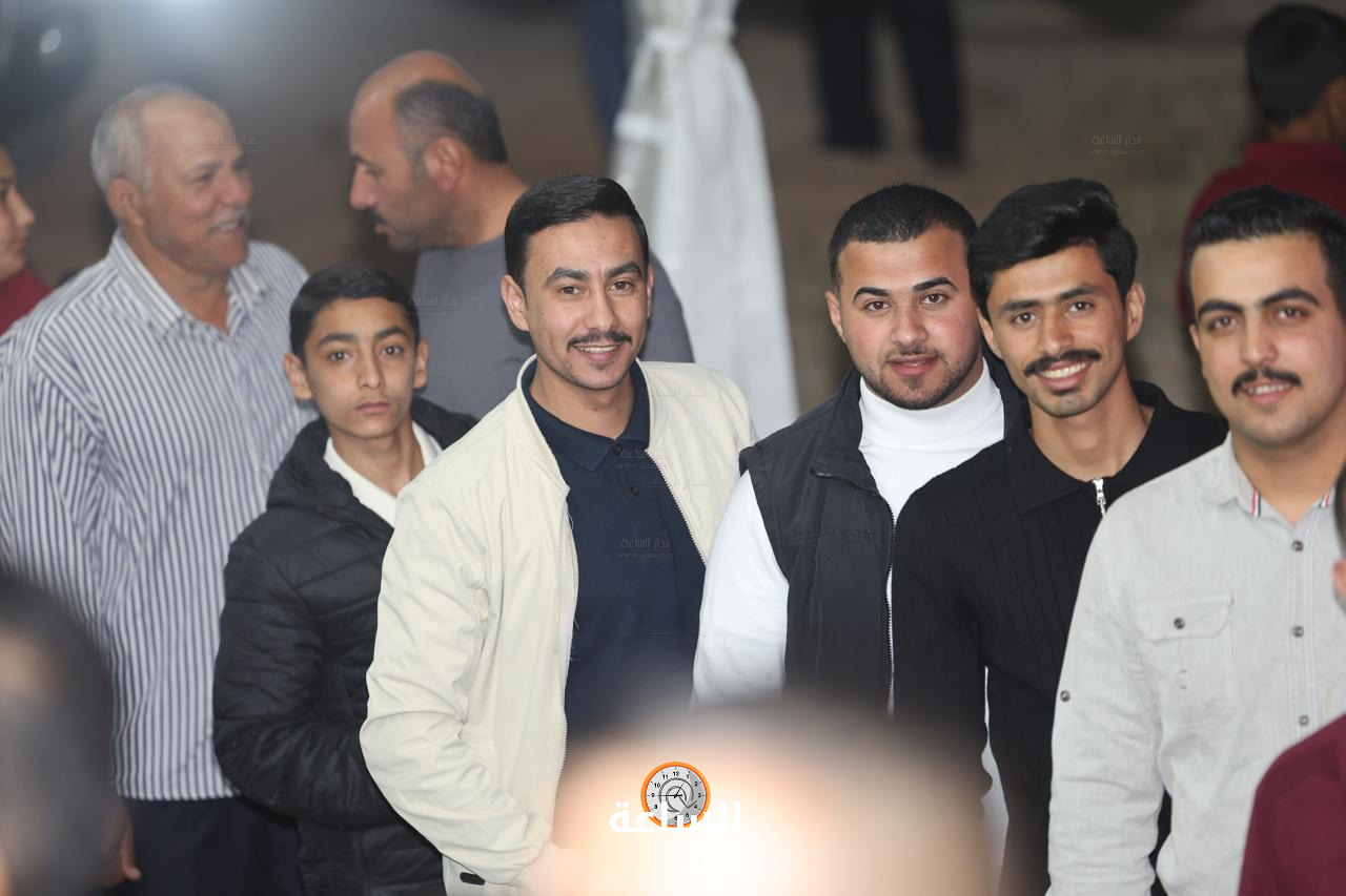 Madar Al-Saa Images 0.4299327372670806